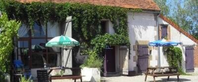 TE KOOP<br />woonboerderij met 2 appartementen en mini-camping